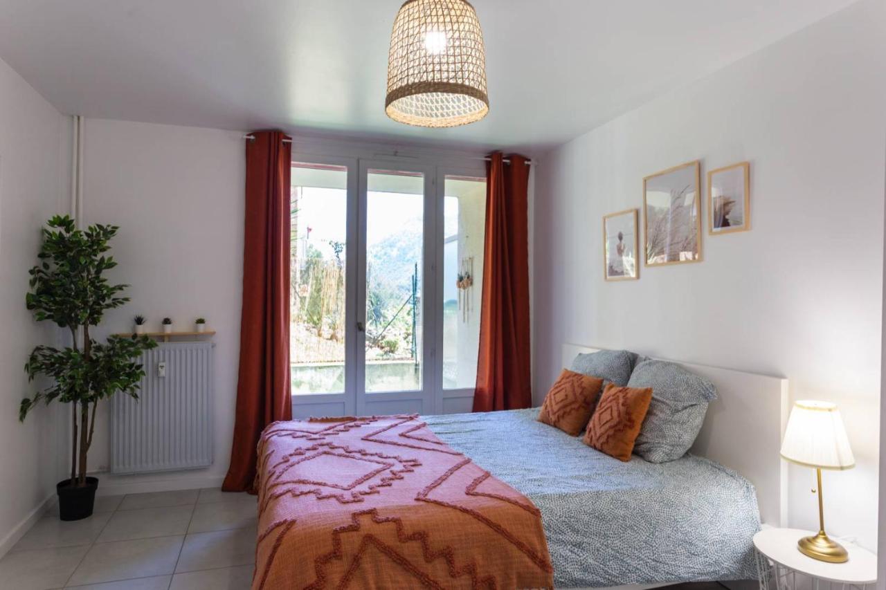 Maxbnb - T2 48m2 - Terrasse 30m2 - Wifi Fibre Apartment