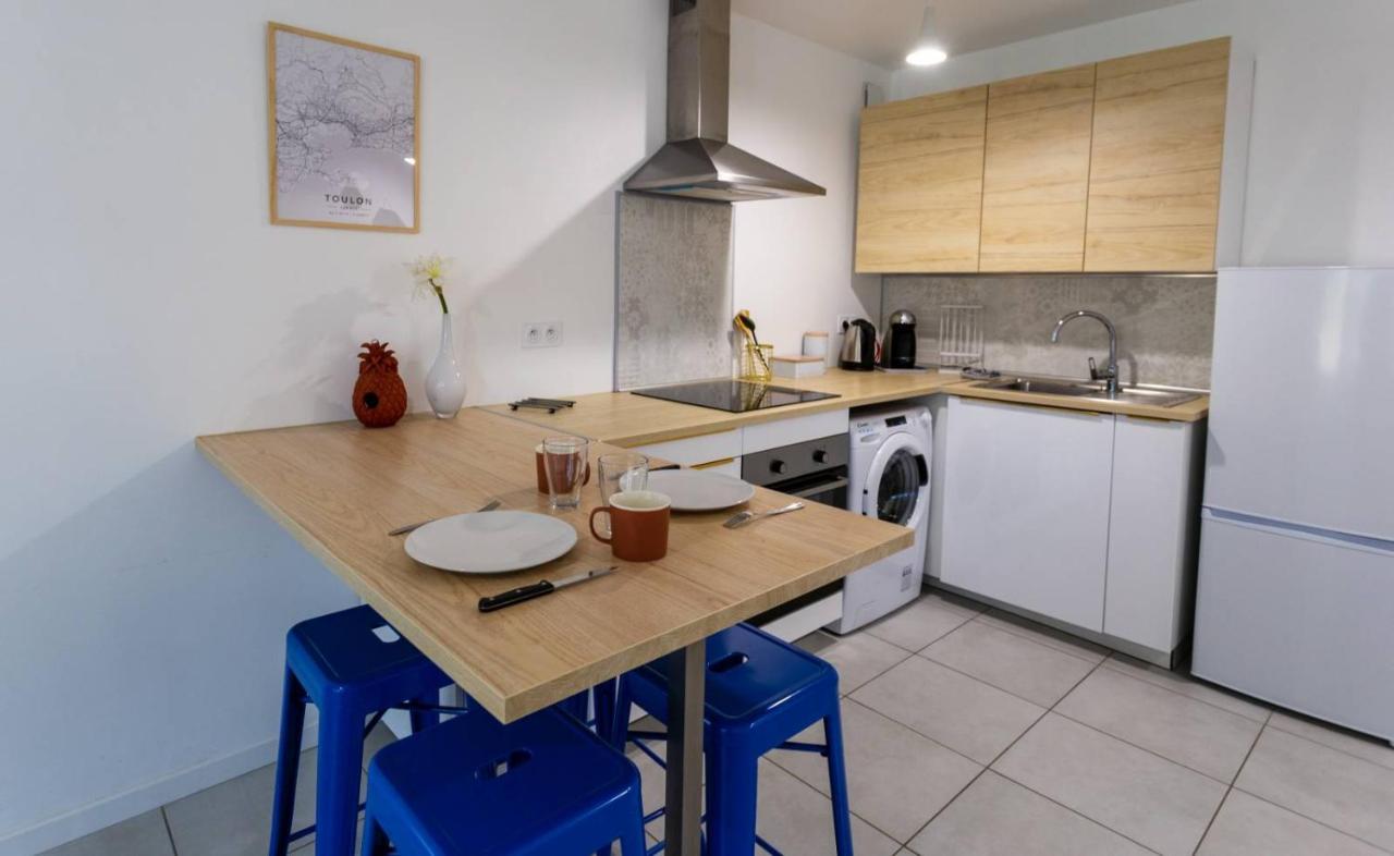 Maxbnb - T2 48m2 - Terrasse 30m2 - Wifi Fibre Apartment Toulon