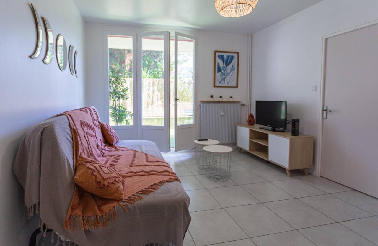 Maxbnb - T2 48m2 - Terrasse 30m2 - Wifi Fibre Apartment *