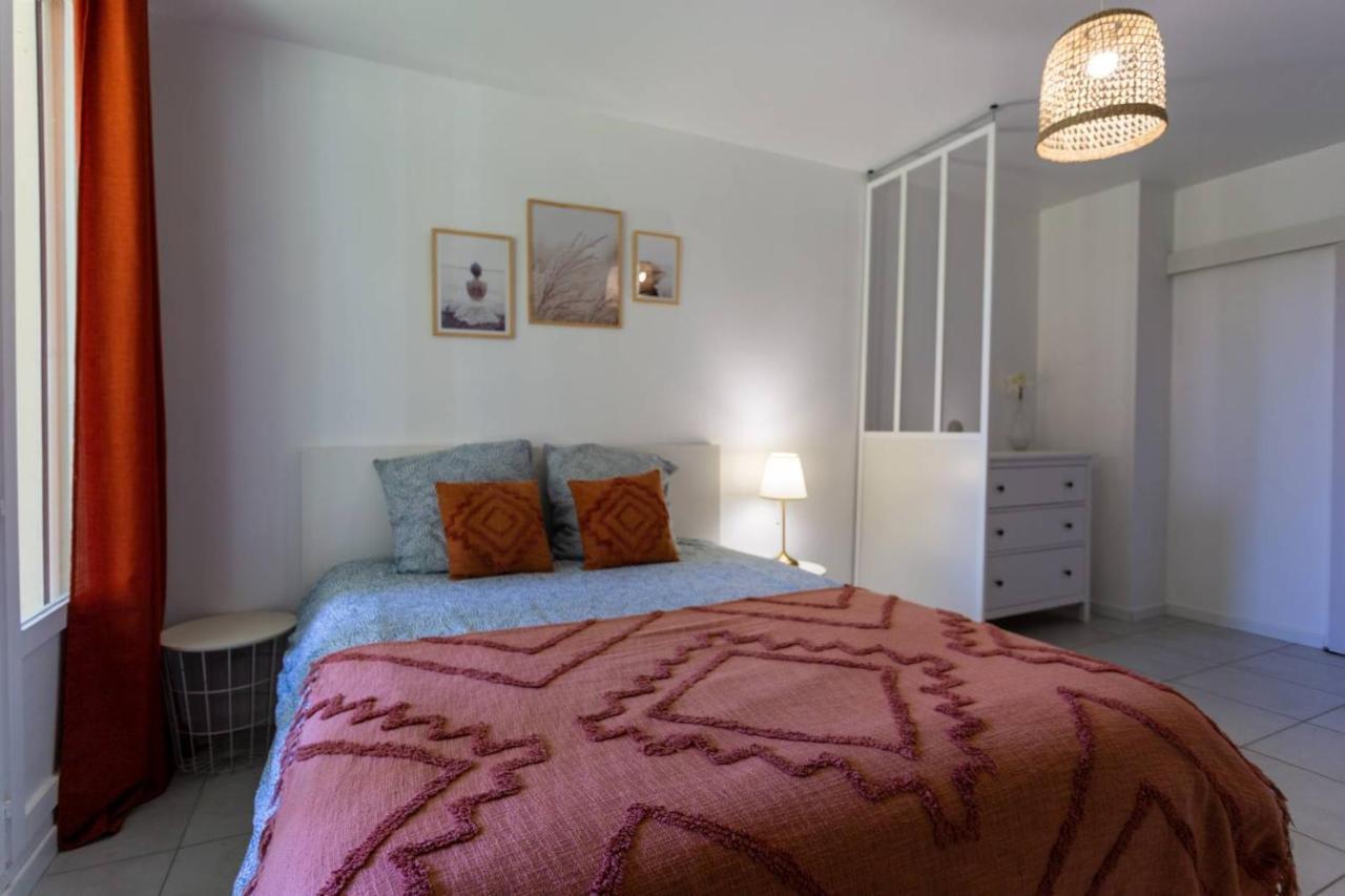Maxbnb - T2 48m2 - Terrasse 30m2 - Wifi Fibre * Toulon